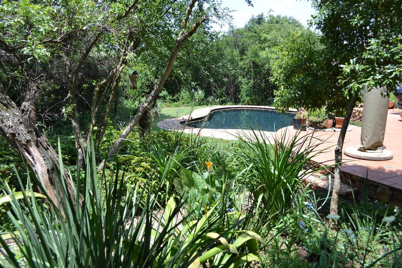 Lydall Wild Tranquil Garden Suites Йоханнесбург Экстерьер фото