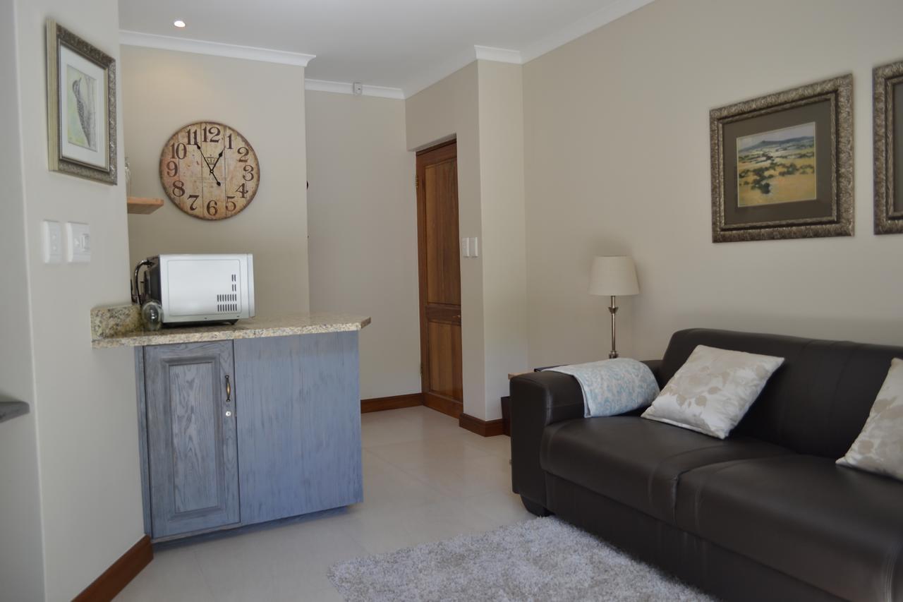 Lydall Wild Tranquil Garden Suites Йоханнесбург Экстерьер фото