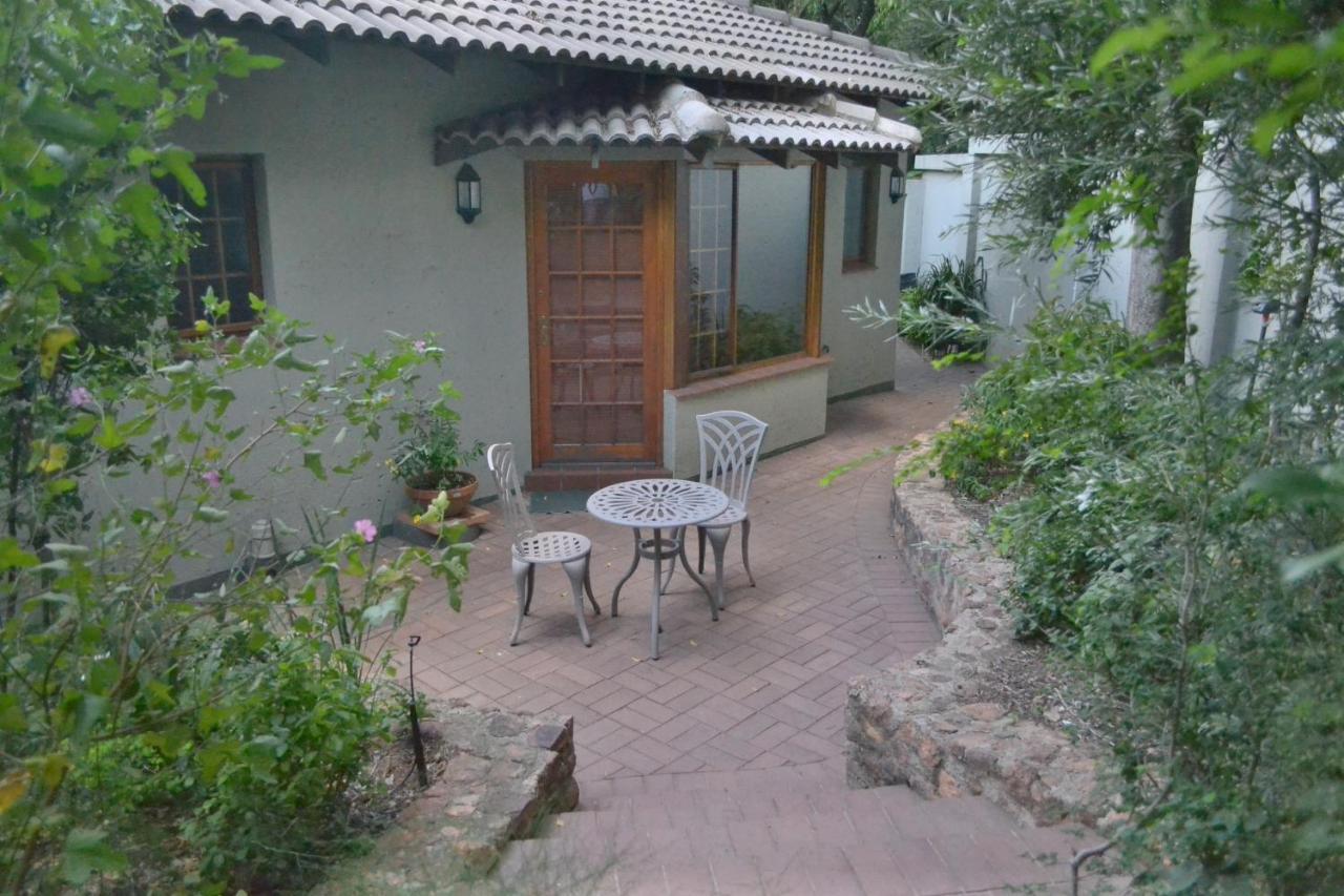 Lydall Wild Tranquil Garden Suites Йоханнесбург Экстерьер фото